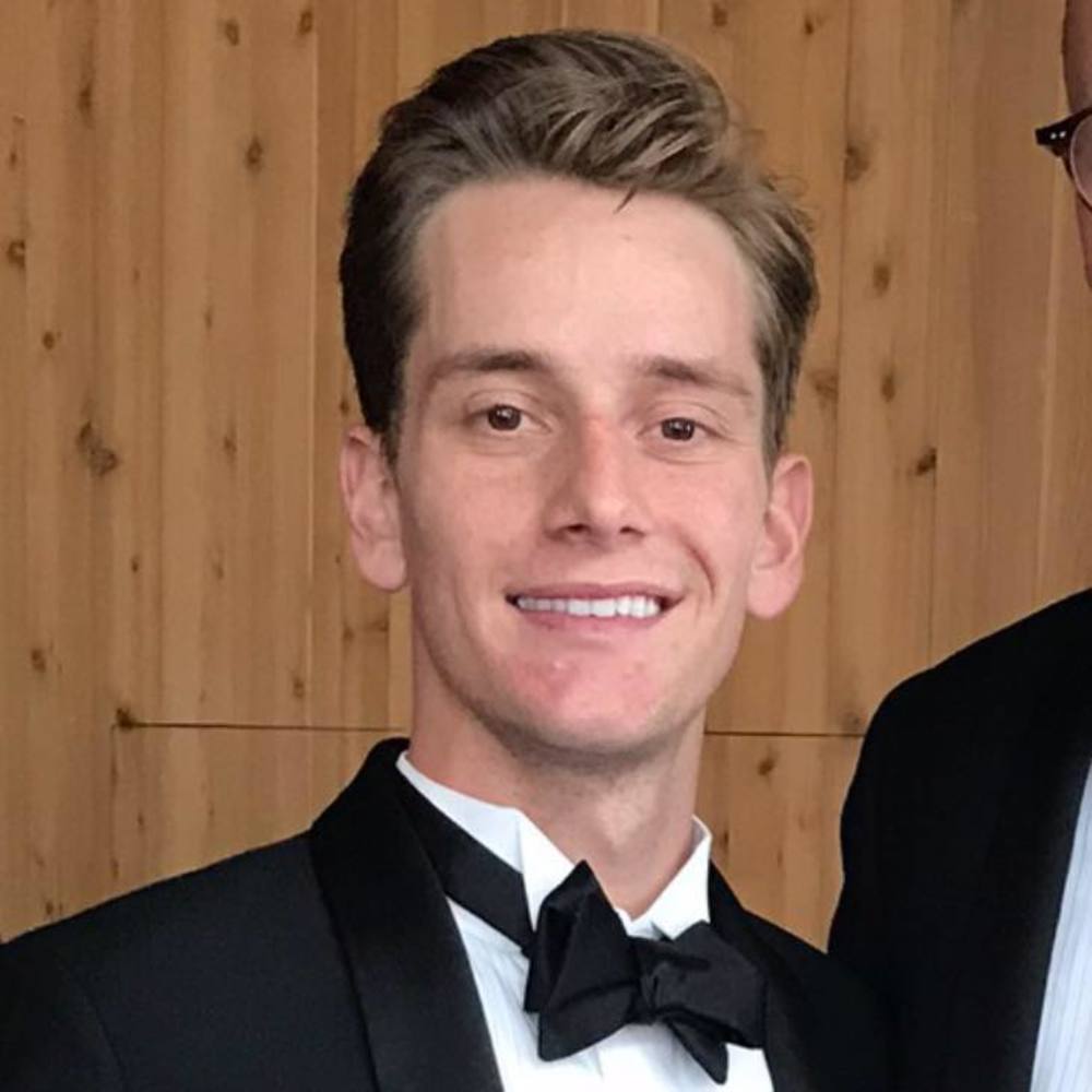Meet your Posher, Kelton